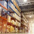 Entrepôt logistique : réglementation ICPE, accessibilité poids lourds, sécurité incendie